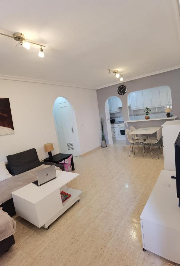 Apartament Z Duzym Tarasem Na Pieknym Osiedlu Orihuela Exterior foto