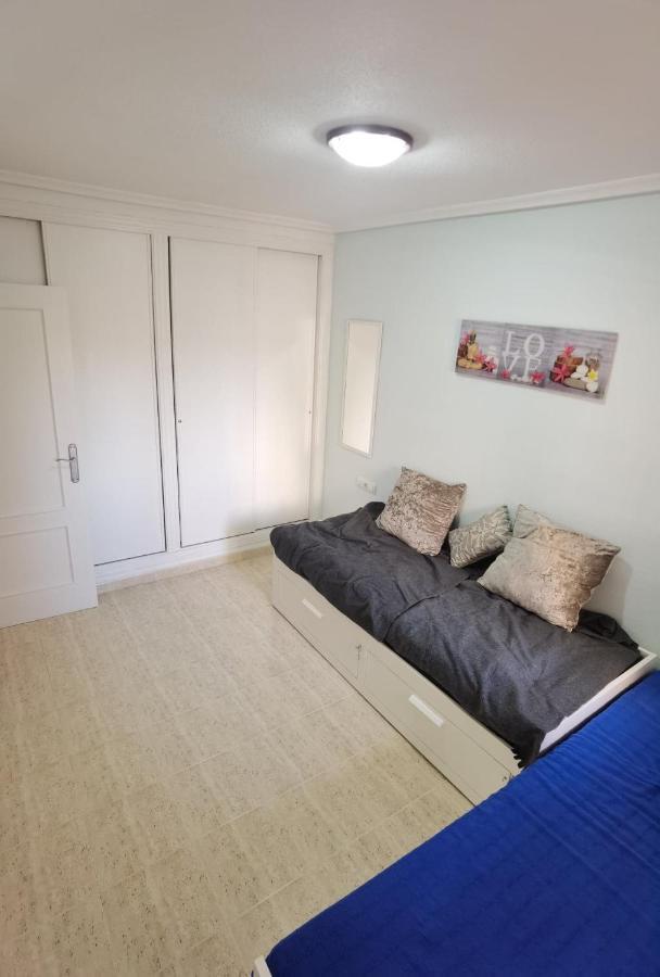 Apartament Z Duzym Tarasem Na Pieknym Osiedlu Orihuela Exterior foto